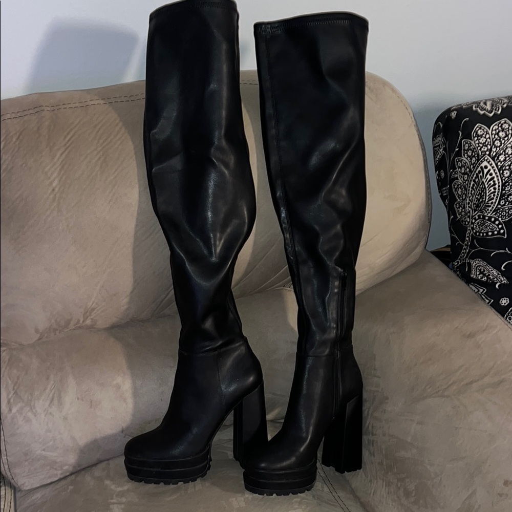 Knee High Fashion Boots